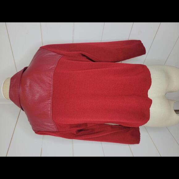 Stonebridge Petite Large red leather front panel sweater body jacket - Picture 3 of 7